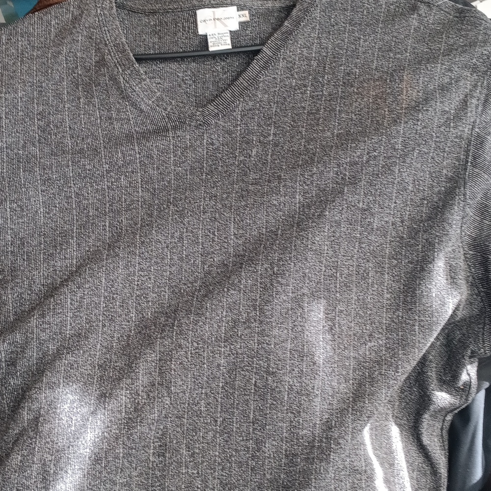 Shirts - Picture 7 of 8